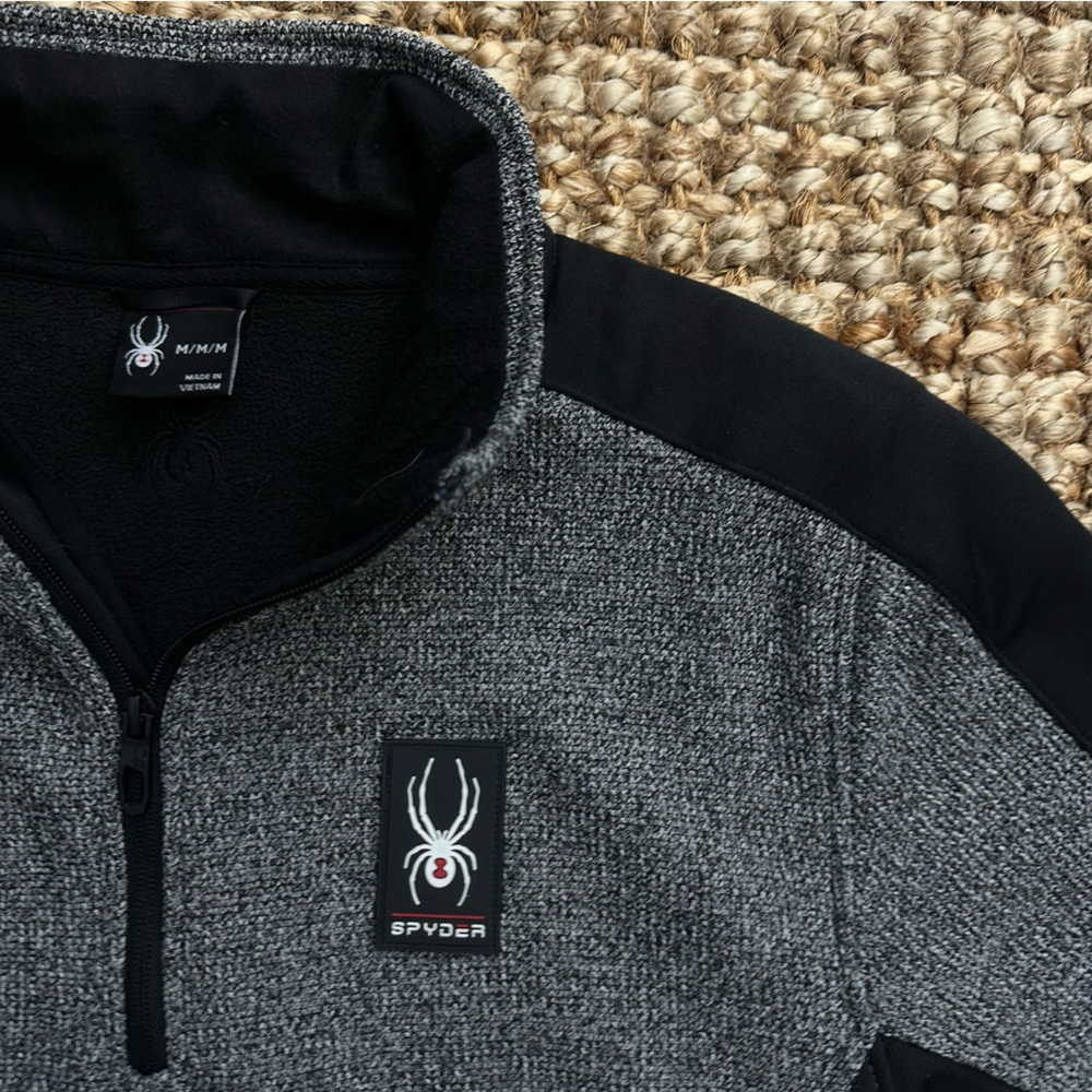 Spyder Sweater Men’s Black Gray Quarter Half Zip (Medium) Men’s